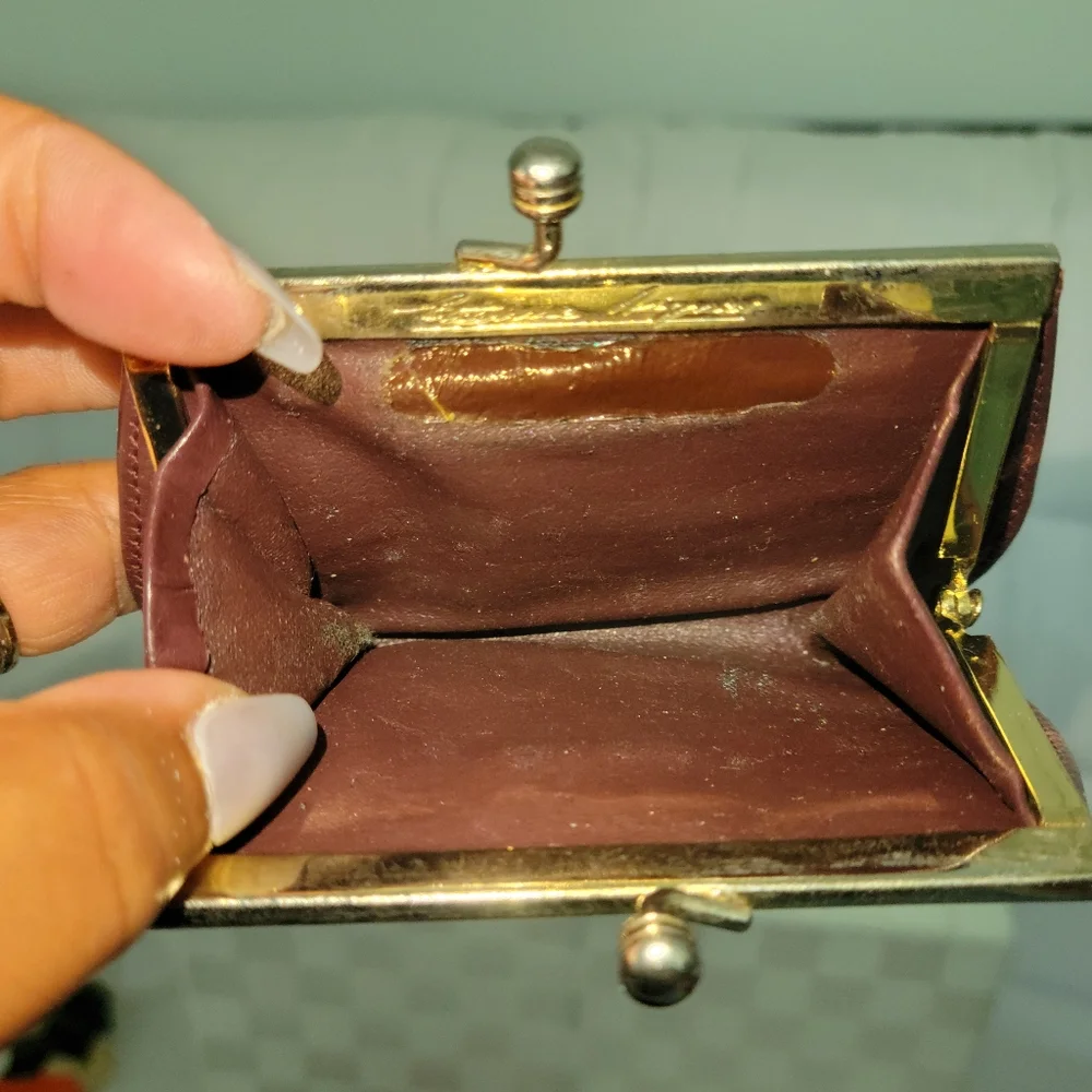 Etienne Aigner Vintage Burgundy Authentic Coin Purse - Picture 7 of 12